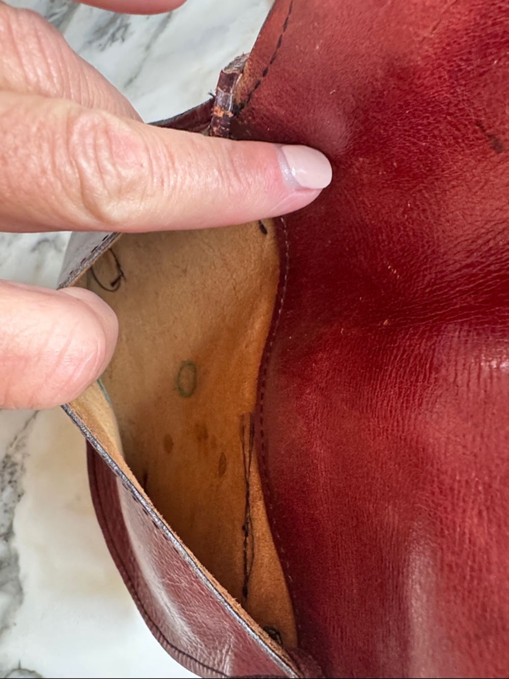 Vintage Leather Crossbody Purse Bag - Picture 8 of 11